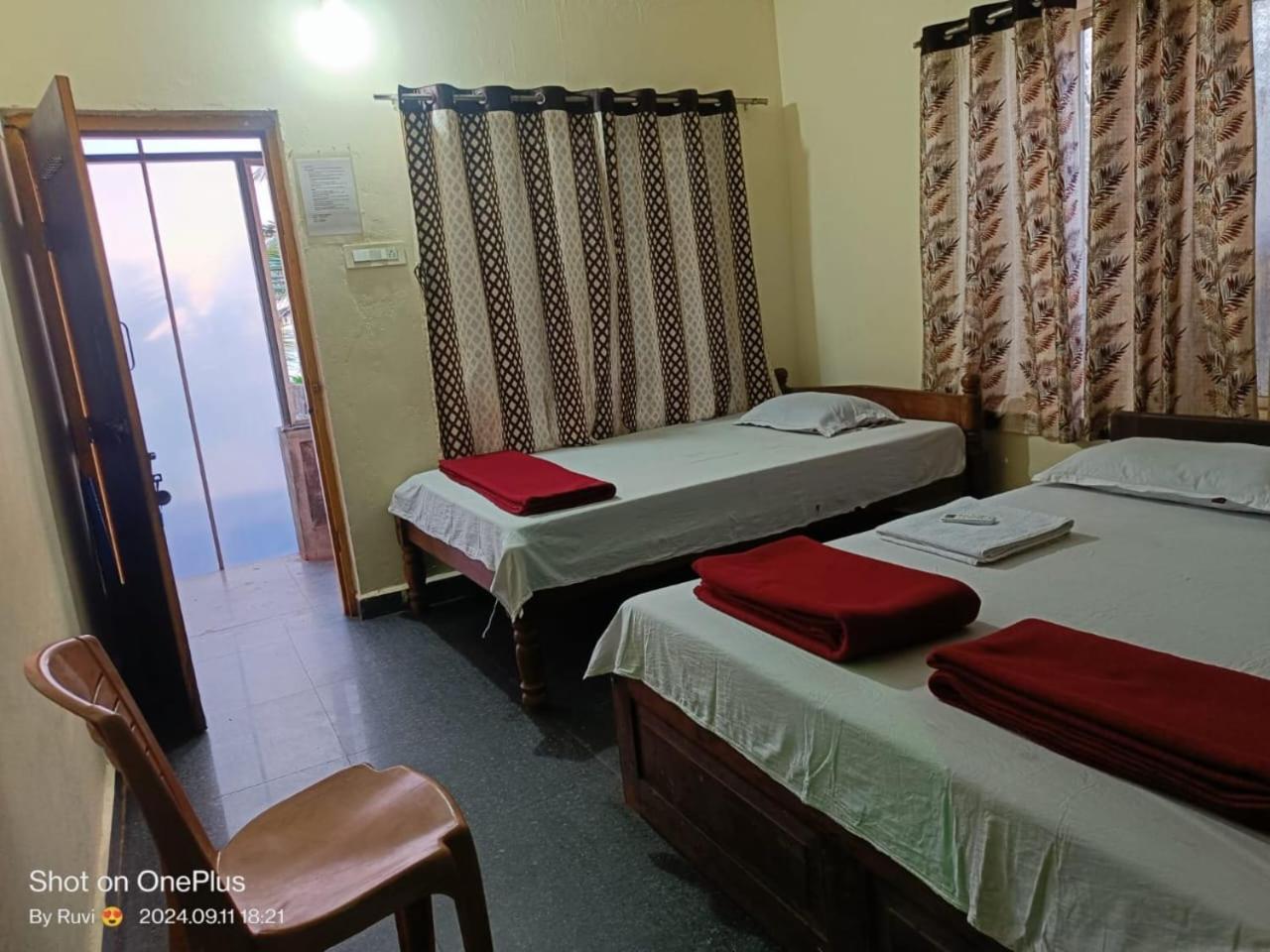 Gokarna Govekar Sea Facing Rooms Bagian luar foto