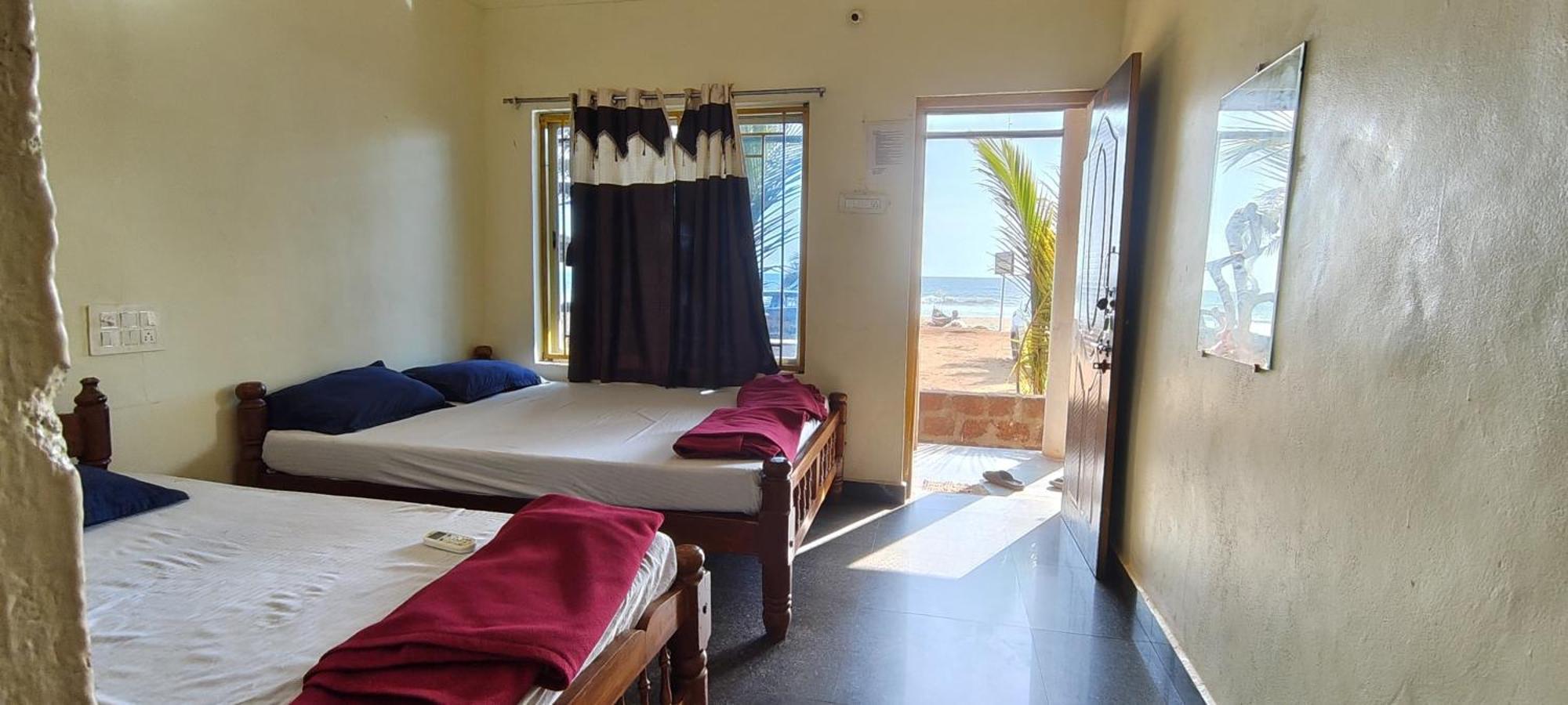 Gokarna Govekar Sea Facing Rooms Bagian luar foto